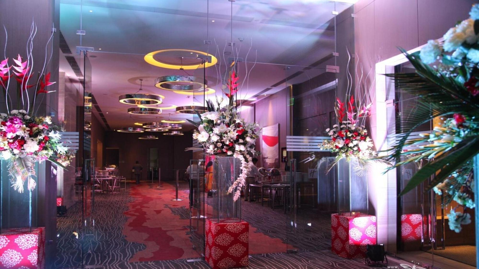 Holiday Inn New Delhi Aerocity By Ihg Exteriér fotografie The lobby of the hotel