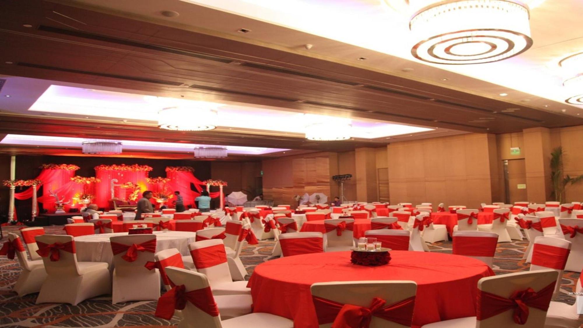 Holiday Inn New Delhi Aerocity By Ihg Exteriér fotografie A wedding reception in India